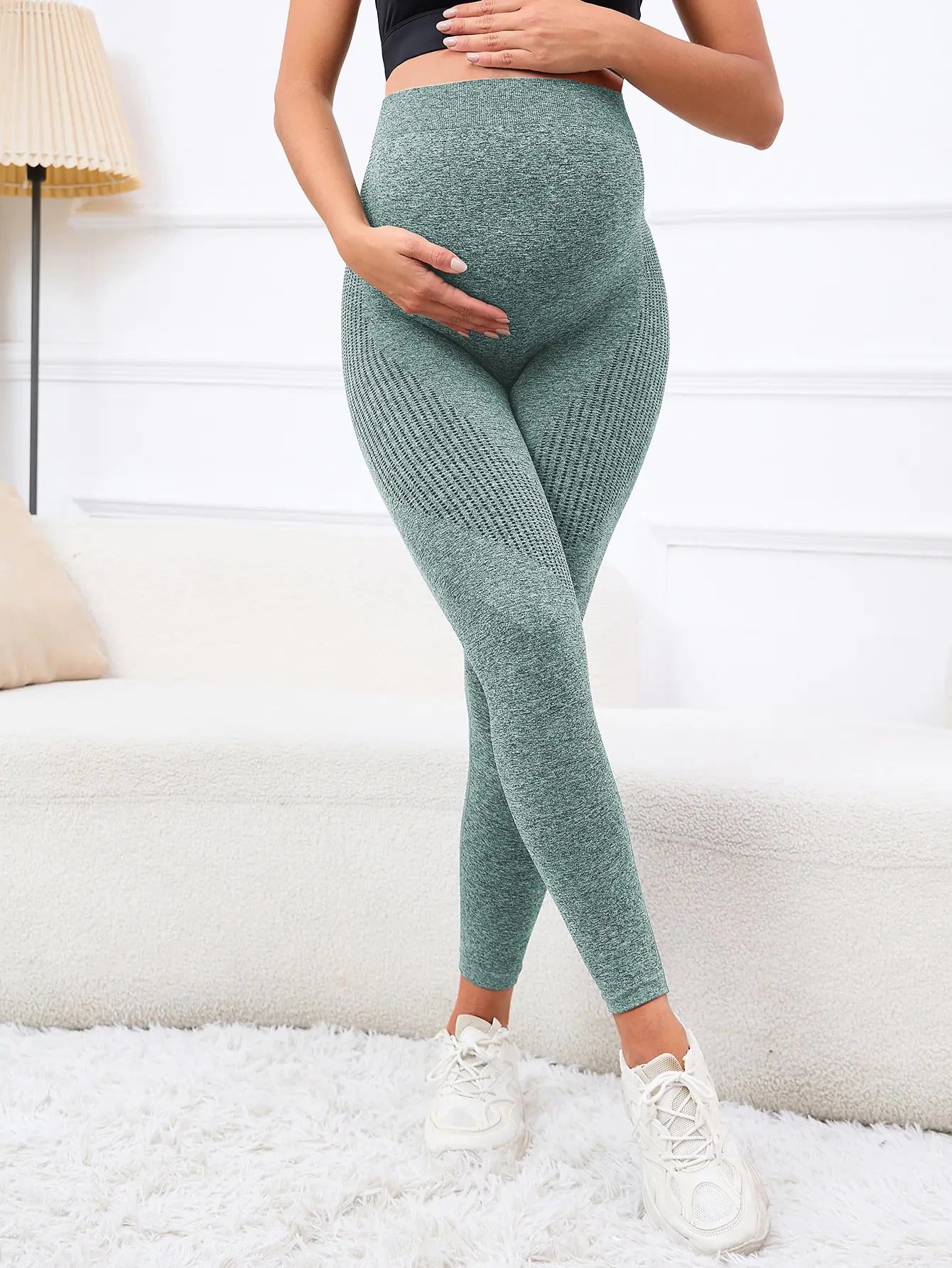 Women's Yoga Pants for Pregnancy Comfort and Style